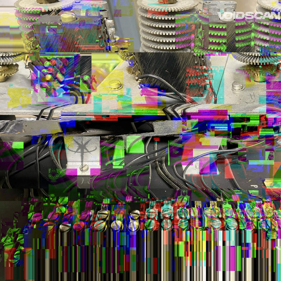 Internal components glitch